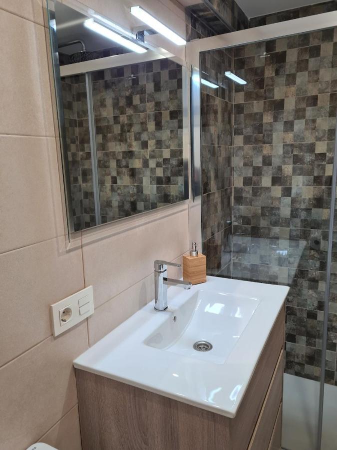 124A Apartamento Moderno 3 Habitaciones 기욘 외부 사진